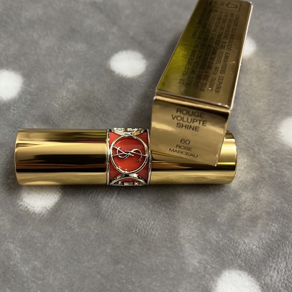 YSL Rouge Volupté Shine (60 Rose Marceau) - Picture 6 of 7